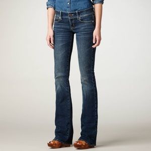 American Eagle women’s bootcut jeans